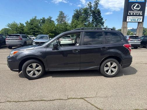 Dark Gray Metallic 2016 Subaru Forester 2.5i Premium
