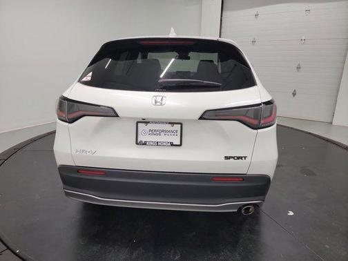 Platinum White Pearl 2024 Honda HR-V AWD Sport