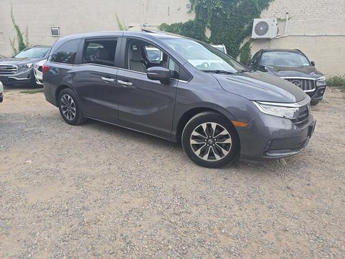 Modern Steel Metallic 2024 Honda Odyssey EX-L