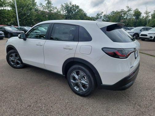 2026 Honda HR-V LX