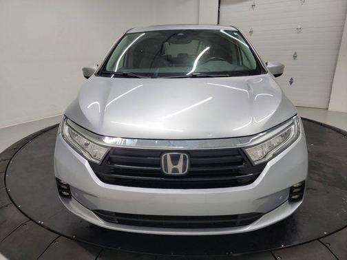 Lunar Silver Metallic 2023 Honda Odyssey Touring