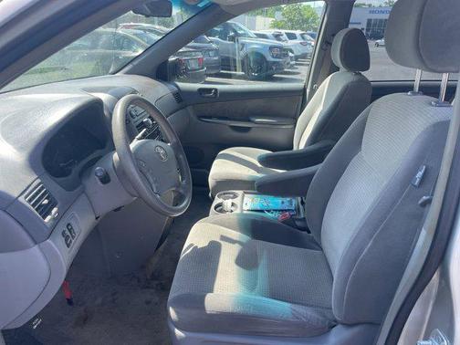2008 Toyota Sienna CE