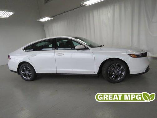 Platinum White 2023 Honda Accord EX