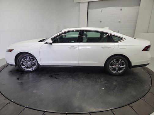 Platinum White 2023 Honda Accord EX