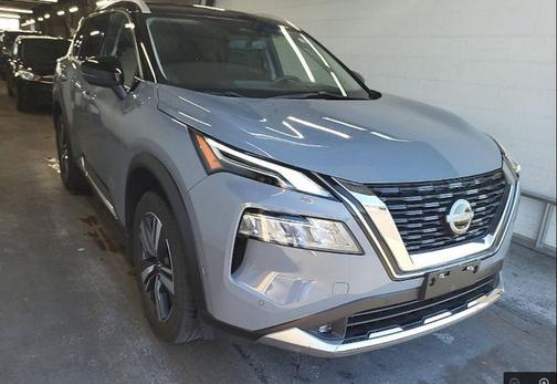Boulder Gray Pearl 2022 Nissan Rogue Platinum