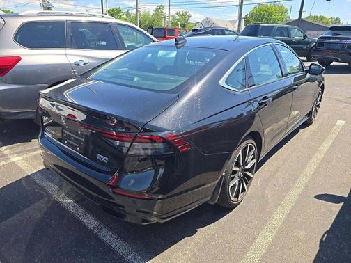 Crystal Black Pearl 2023 Honda Accord Hybrid Touring