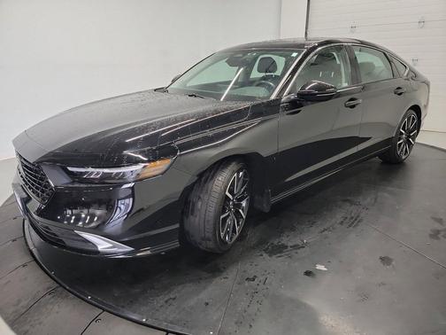 Crystal Black Pearl 2023 Honda Accord Hybrid Touring