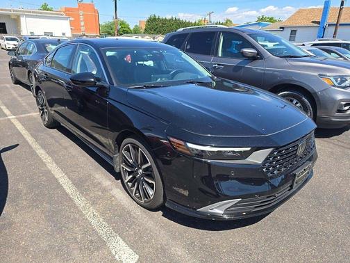 Crystal Black Pearl 2023 Honda Accord Hybrid Touring