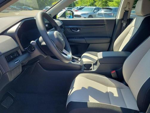 Platinum White Pearl 2026 Honda CR-V LX AWD