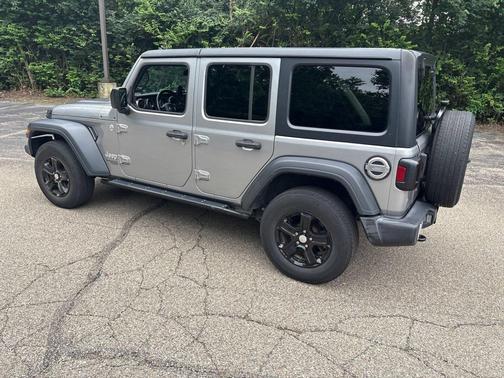 Billet Silver Metallic Clearcoat 2018 Jeep Wrangler Unlimited Sport