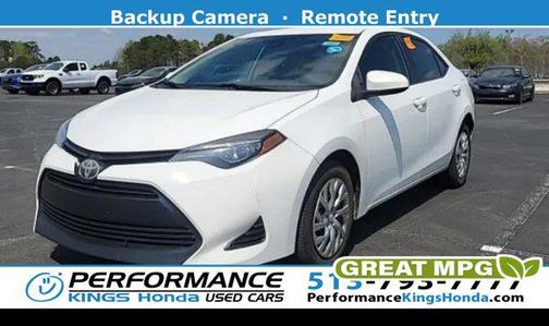 Super White 2018 Toyota Corolla LE