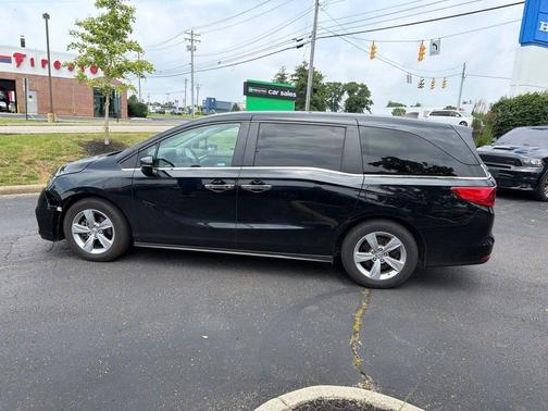 Crystal Black Pearl 2019 Honda Odyssey EX