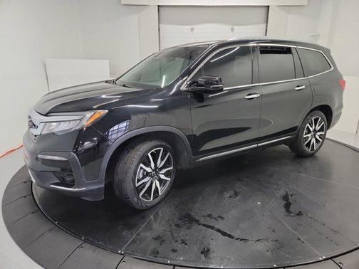 2019 Honda Pilot Touring 8-Passenger