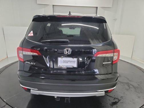 2019 Honda Pilot Touring 8-Passenger