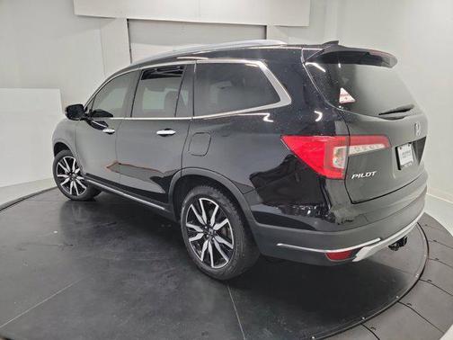 2019 Honda Pilot Touring 8-Passenger