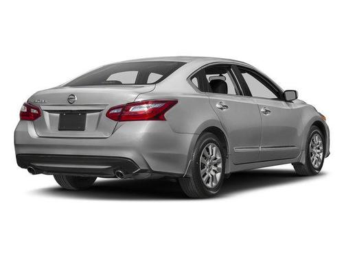 Brilliant Silver 2017 Nissan Altima 2.5 SV