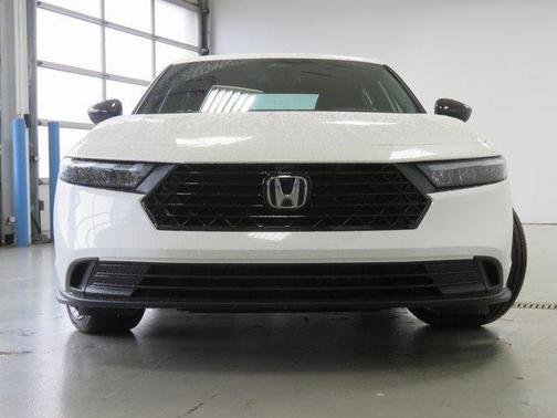 2024 Honda Accord Hybrid Base