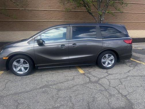 Modern Steel Metallic 2018 Honda Odyssey EX