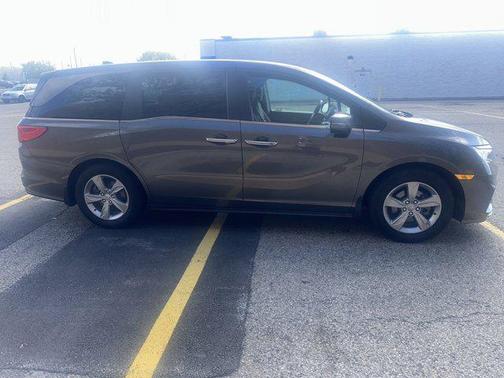 Modern Steel Metallic 2018 Honda Odyssey EX