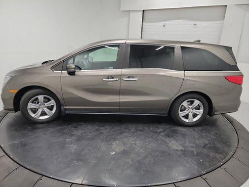 Modern Steel Metallic 2018 Honda Odyssey EX