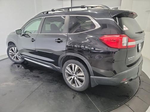 Crystal Black Silica 2020 Subaru Ascent Limited 7-Passenger