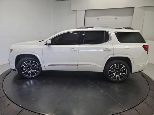 White Frost Tricoat 2022 GMC Acadia Denali