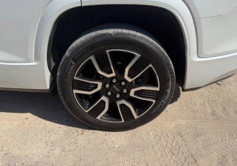 White Frost Tricoat 2022 GMC Acadia Denali