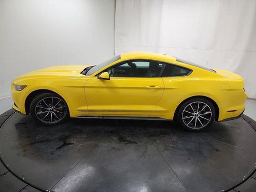 2016 Ford Mustang EcoBoost Premium