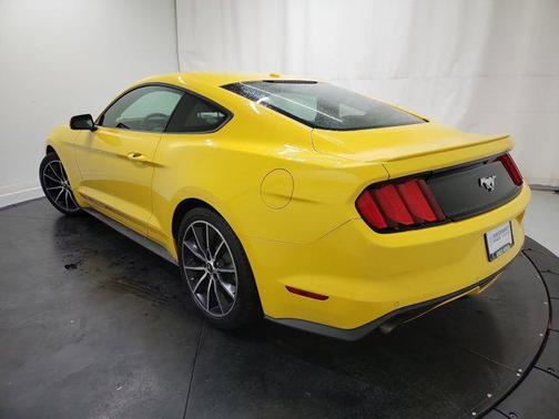2016 Ford Mustang EcoBoost Premium