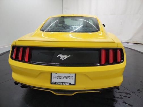 2016 Ford Mustang EcoBoost Premium