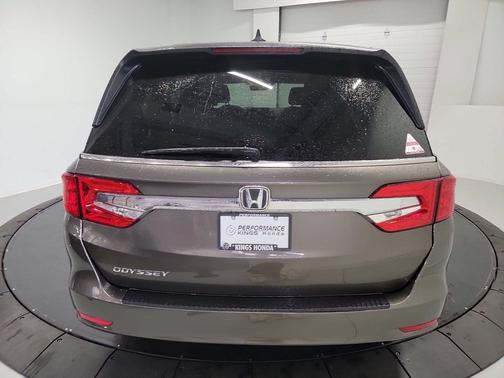 Lunar Silver Metallic 2018 Honda Odyssey EX-L