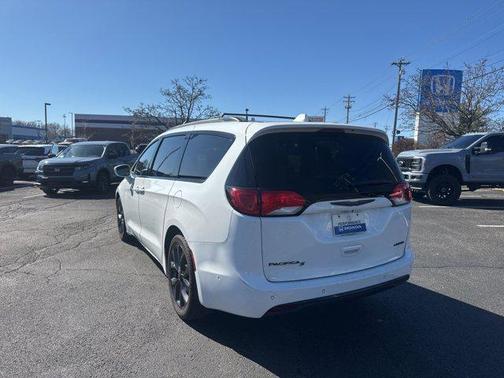 2018 Chrysler Pacifica Limited
