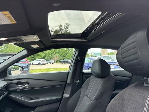 Crystal Black Pearl 2023 Honda Accord Hybrid Sport