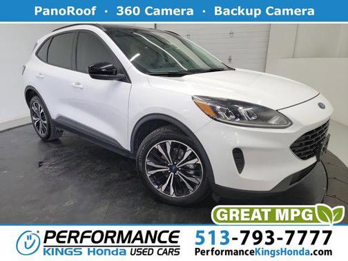 Oxford White 2021 Ford Escape SE