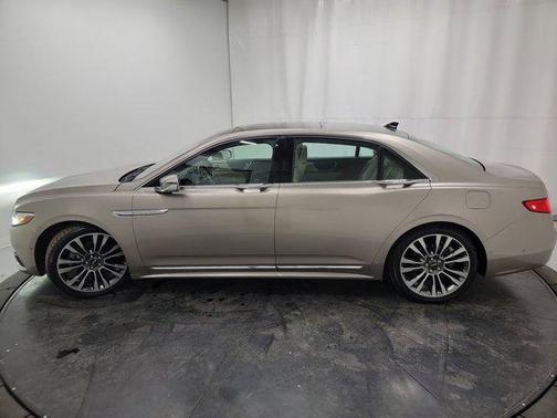 2019 Lincoln Continental Reserve