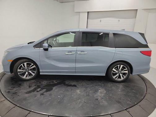 Obsidian Blue Pearl 2023 Honda Odyssey Touring