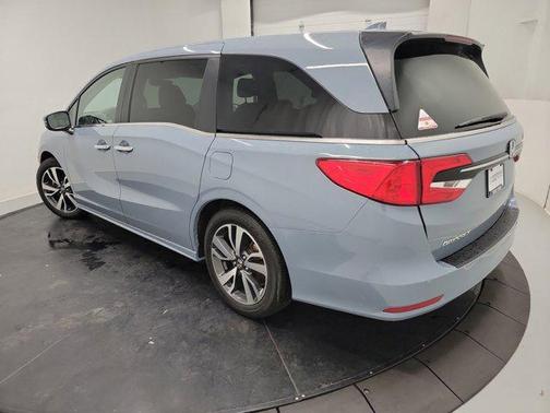 Obsidian Blue Pearl 2023 Honda Odyssey Touring