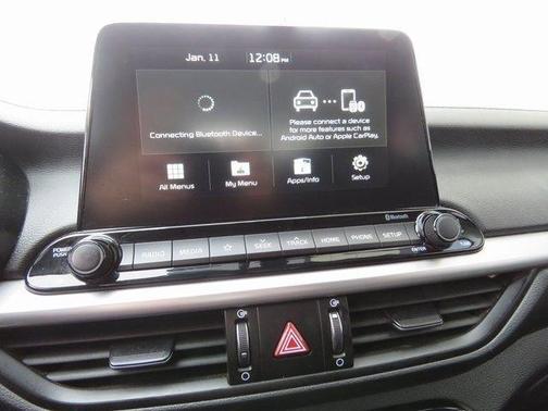 Photo 3 of 25 of 2019 Kia Forte LXS