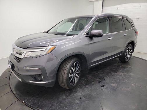 Modern Steel Metallic 2020 Honda Pilot Touring 8-Passenger