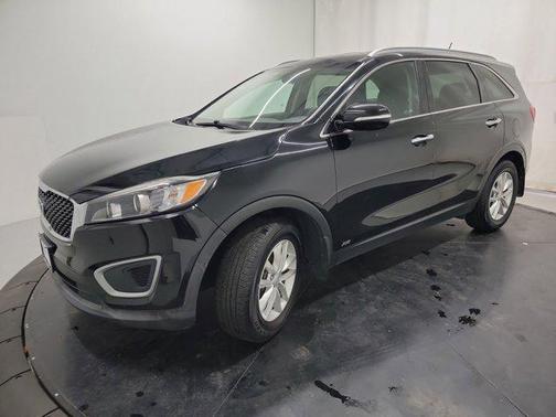 Ebony Black 2017 Kia Sorento LX