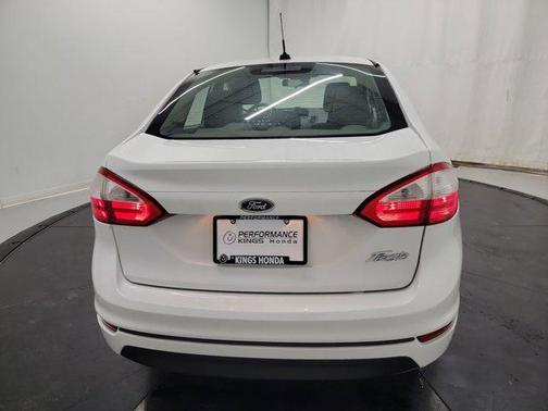 2016 Ford Fiesta S