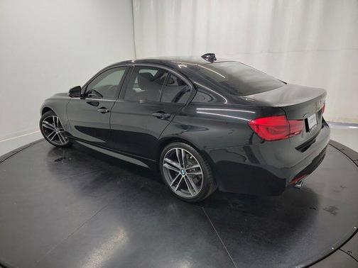 Black Sapphire Metallic 2018 BMW 340 xDrive