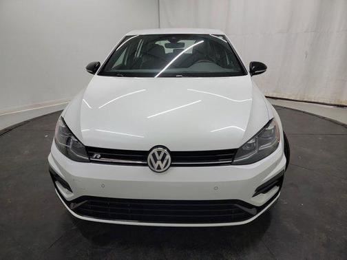 2018 Volkswagen Golf R 2.0T DSG