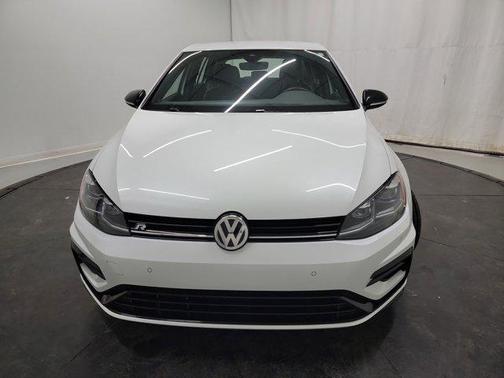 2018 Volkswagen Golf R 2.0T DSG