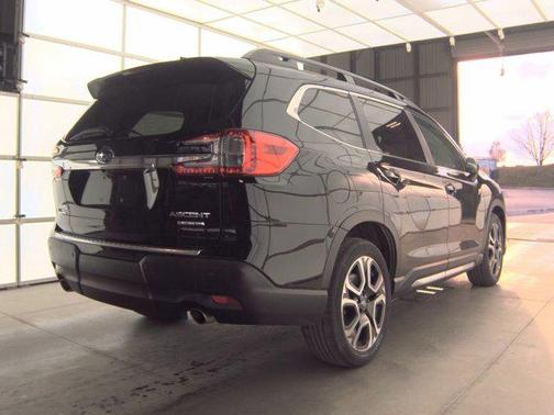 2023 Subaru Ascent Limited 8-Passenger