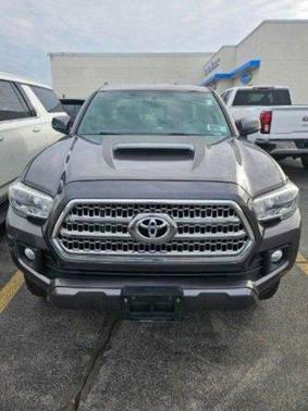 2016 Toyota Tacoma TRD Sport
