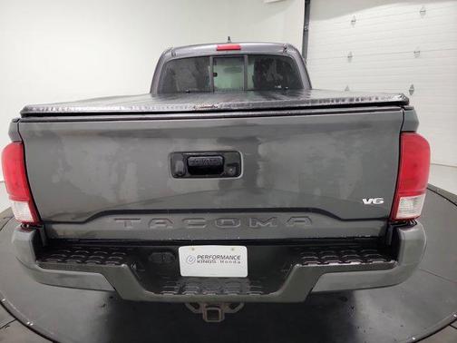 2016 Toyota Tacoma TRD Sport