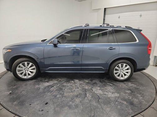 Denim Blue Metallic 2019 Volvo XC90 T6 Momentum