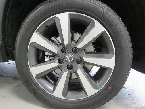 2023 Honda Pilot Touring 8-Passenger