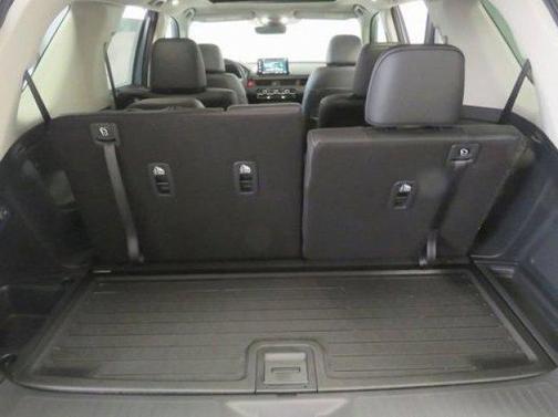 2023 Honda Pilot Touring 8-Passenger